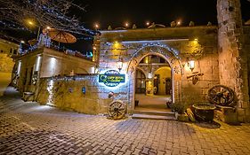 Capp Royal Cave Hotel